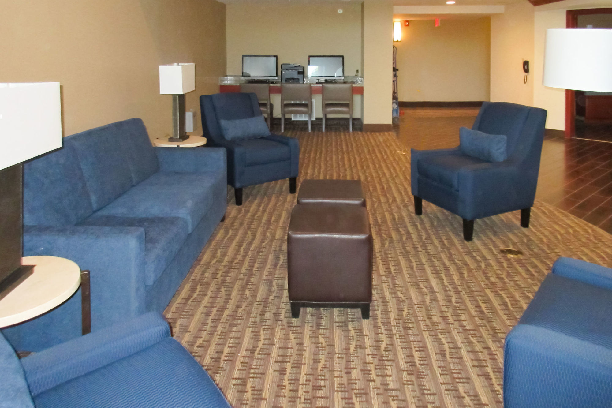 Comfort Inn & Suites Rocklin Interior photo